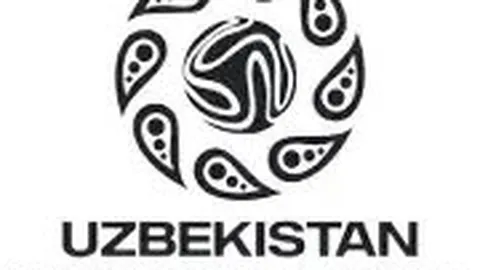 袁弘分享照片调侃：儿子挤占床位，无奈求助于妻子